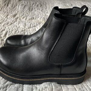 Birkenstock Highwood Slip On Leather boots for women -- size 7 -- black